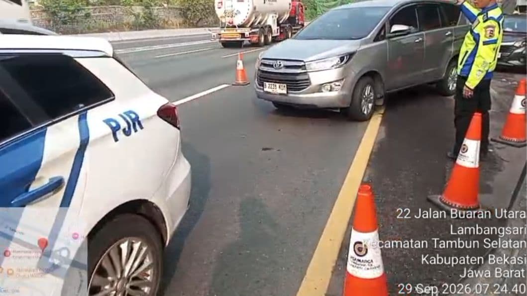 Contraflow Tol Jakarta-Cikampek KM 21-23 Arah Cikampek Diberlakukan
